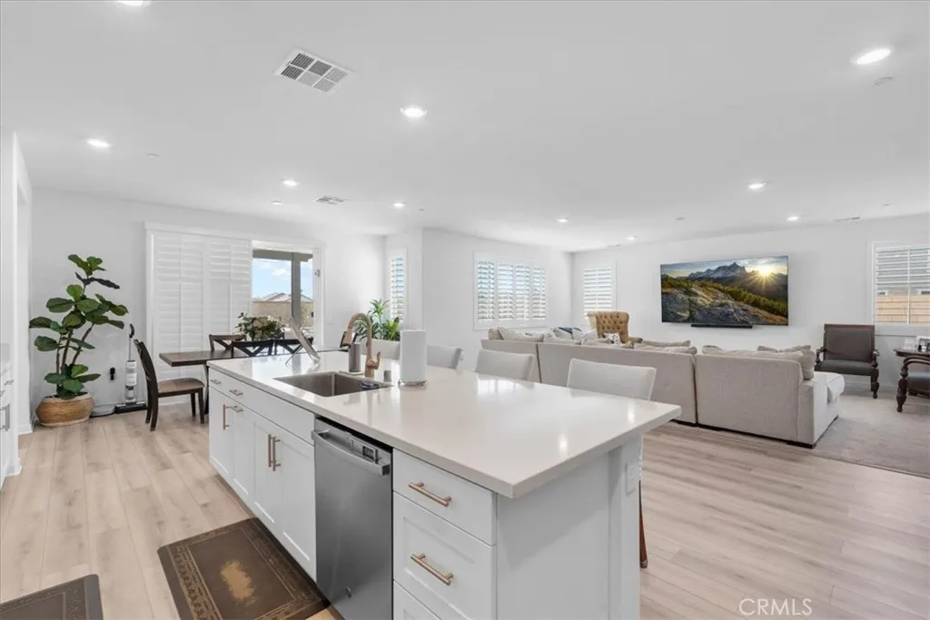 Additional image 62 of 16769 Tea Tree Ln, Fontana, CA 92336