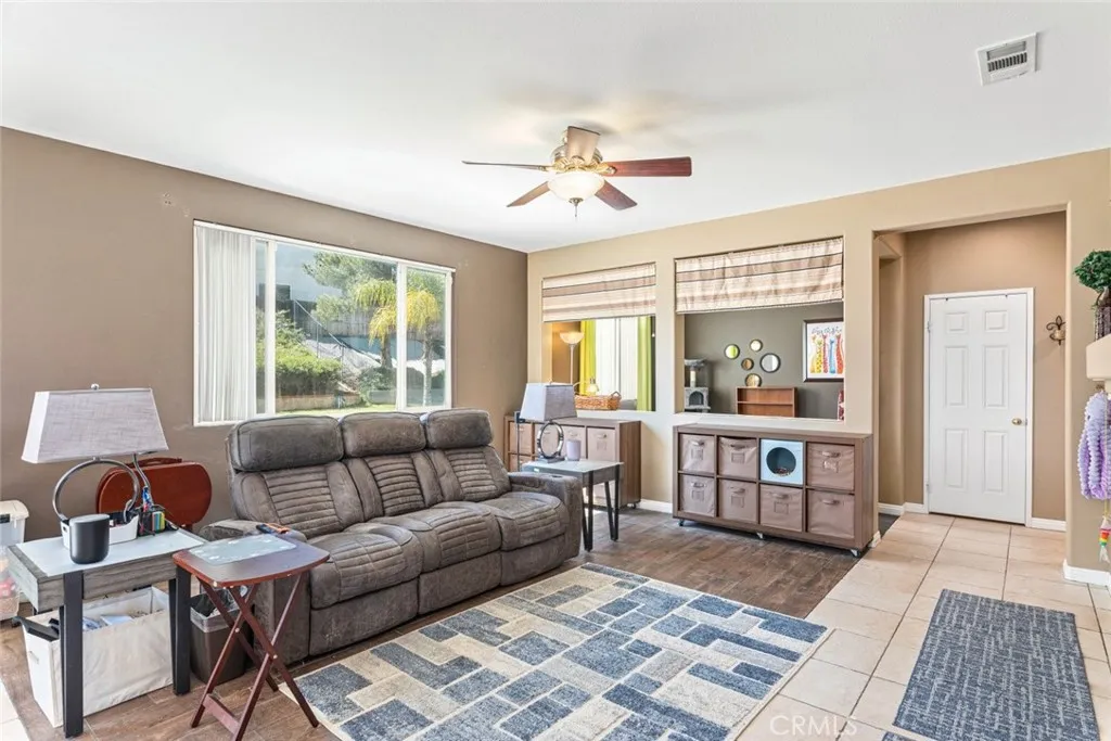 Additional image 63 of 189 Goldenrod Ave, Perris, CA 92570