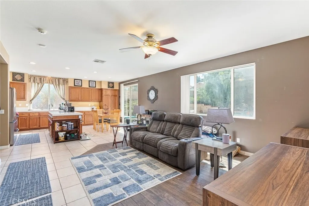 Additional image 23 of 189 Goldenrod Ave, Perris, CA 92570