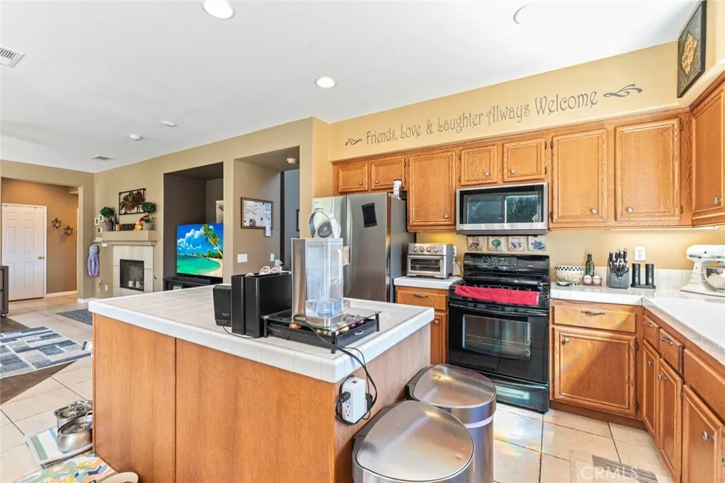 Additional image 61 of 189 Goldenrod Ave, Perris, CA 92570