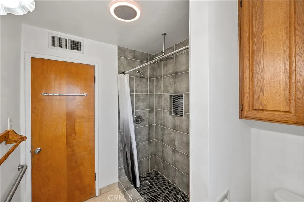 Additional image 72 of 5431 E Indianapolis Ave, Fresno, CA 93727