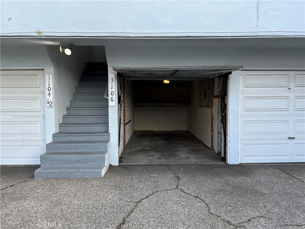 3100 Livonia Avenue, Los Angeles, CA 90034