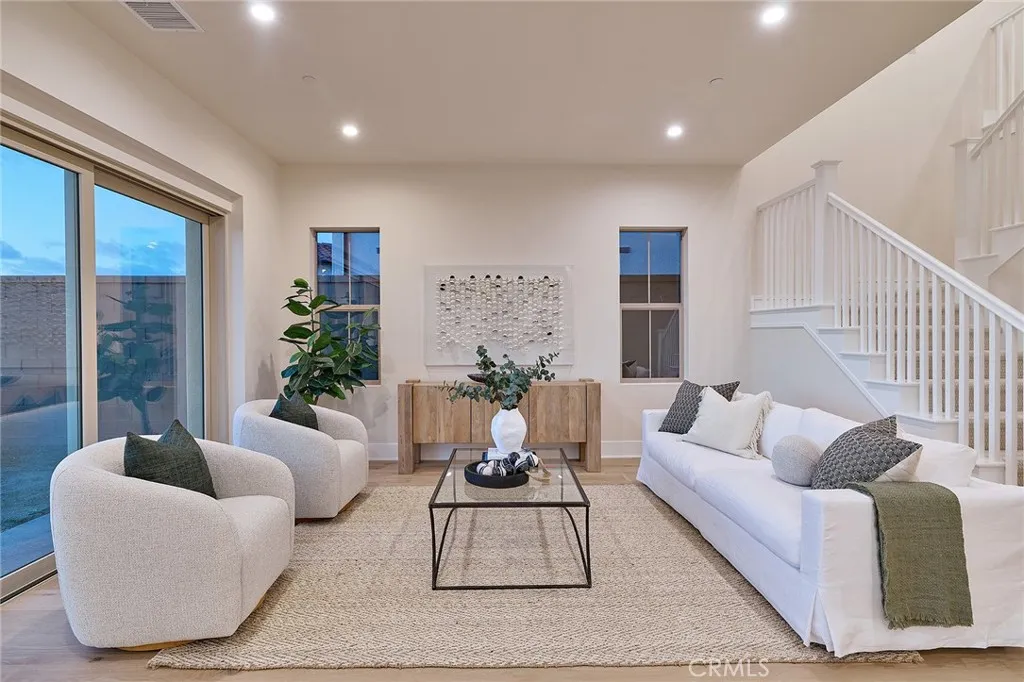 Additional image 5 of 103 Oakstone, Irvine, CA 92618