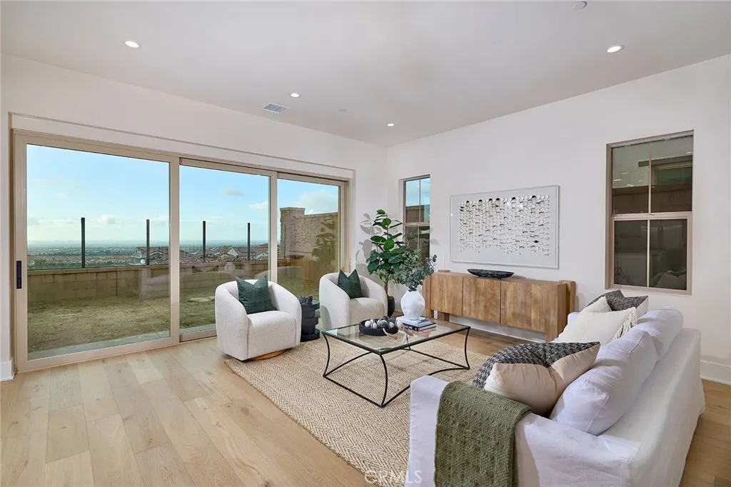 Additional image 22 of 103 Oakstone, Irvine, CA 92618