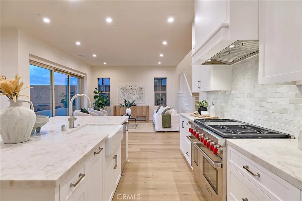 Additional image 11 of 103 Oakstone, Irvine, CA 92618