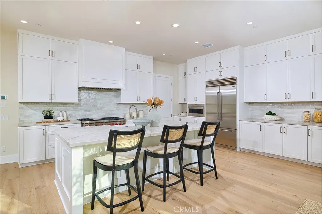 Additional image 87 of 103 Oakstone, Irvine, CA 92618