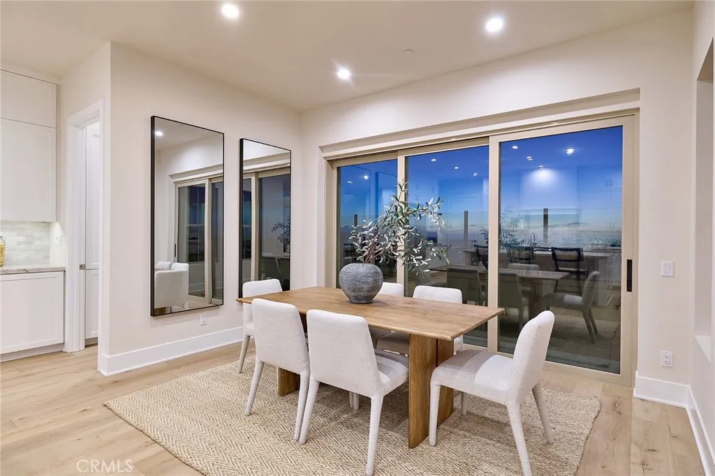 Additional image 58 of 103 Oakstone, Irvine, CA 92618