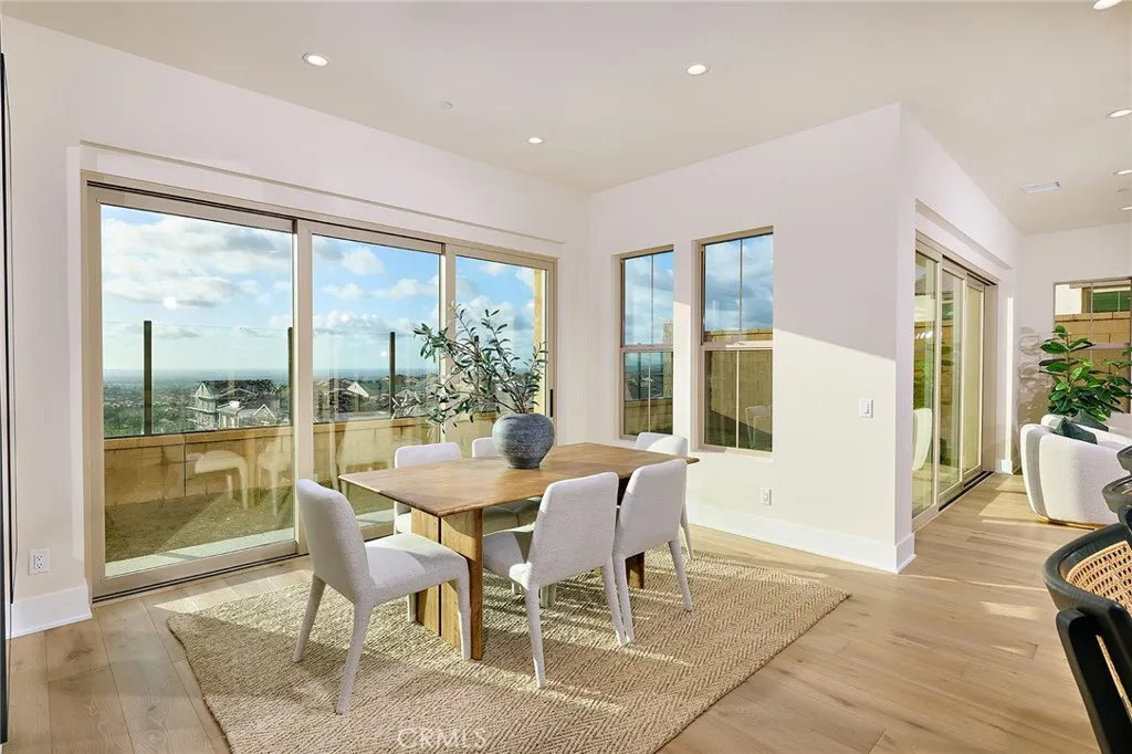 Additional image 85 of 103 Oakstone, Irvine, CA 92618