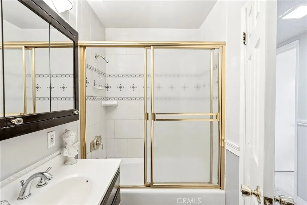 Additional image 93 of 20431 Payeras Street, Chatsworth, CA 91311