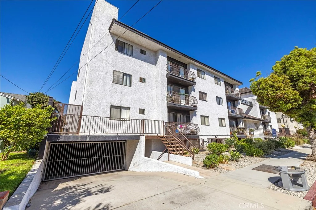 835 E Lomita Ave Unit B, Glendale, CA 91205