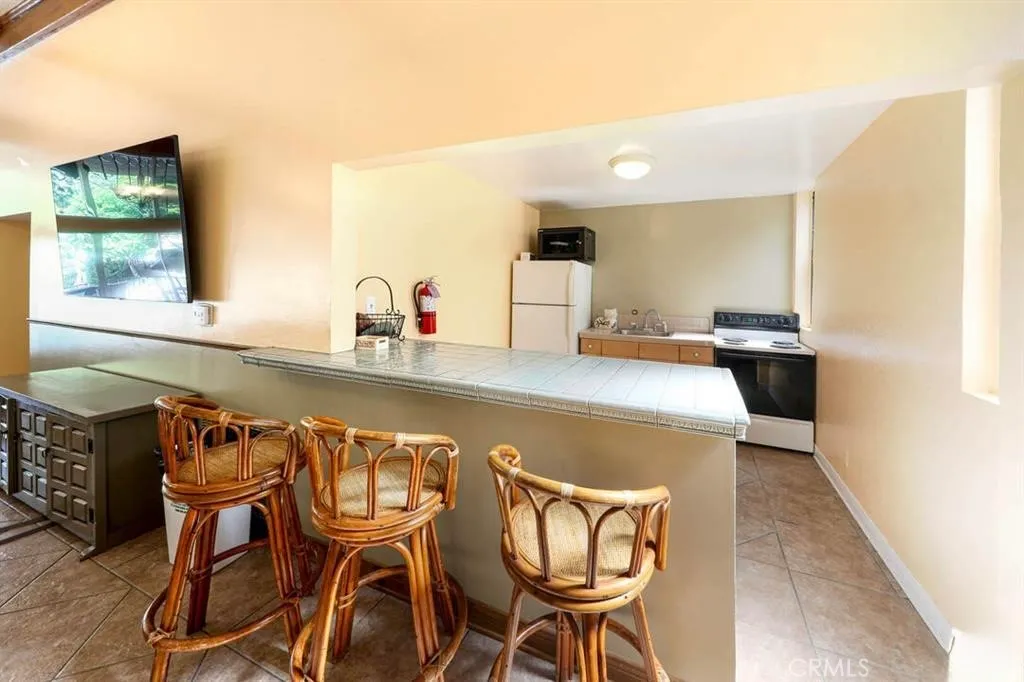 Property image for 6702 Hillpark Drive Unit 308, Los Angeles, CA 90068