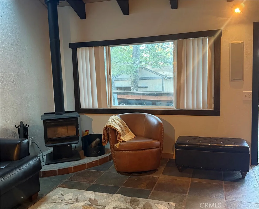 26578 Lake Forest Drive, Twin Peaks, CA 92391