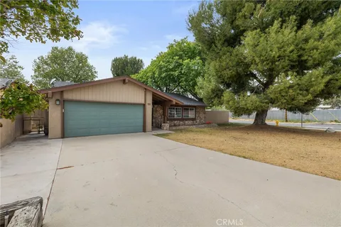 26957 Honby Avenue, Canyon Country, CA MLS: SR25093751
