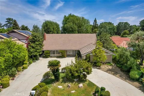 4208 Aleman Drive, Tarzana, CA MLS: SR25084062