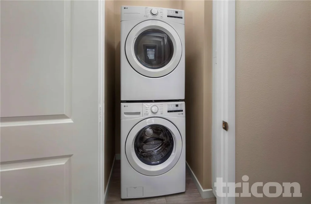 1734 Lorraine Drive Unit 2, Corona, CA 92882