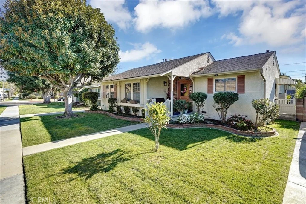 2009 N Hidden Lane, Long Beach, CA 90815