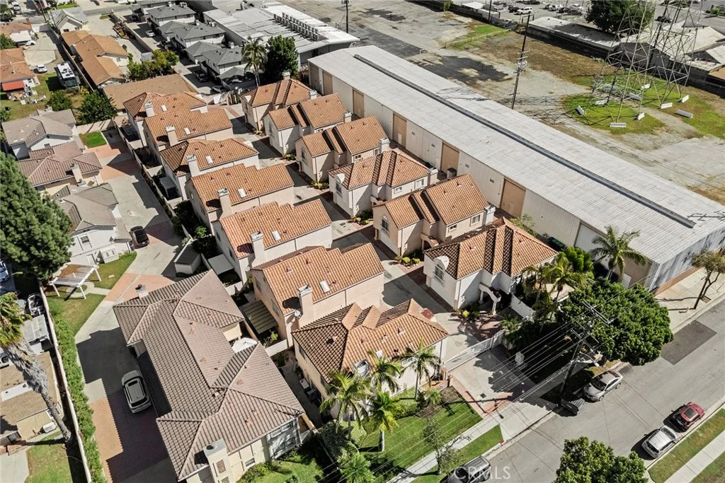 8819 Cedar St, Bellflower, CA 90706