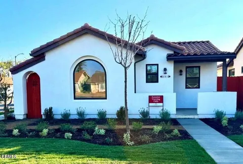 1131 W 2nd Street, Oxnard, CA MLS: V1-29628