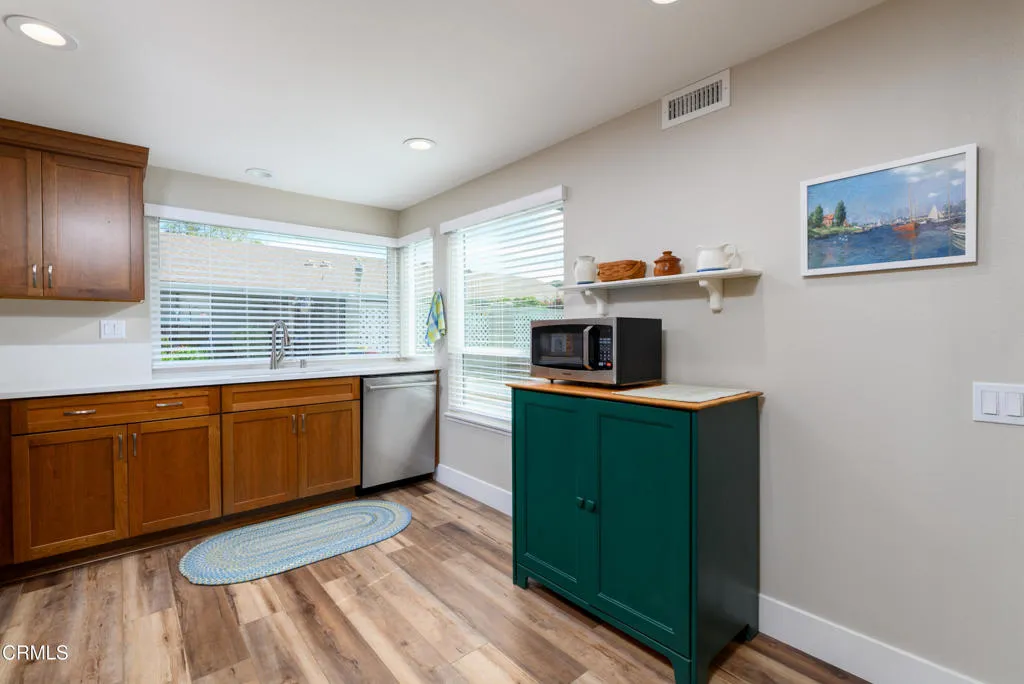 Additional image 53 of 42308 Village 42, Camarillo, CA 93012
