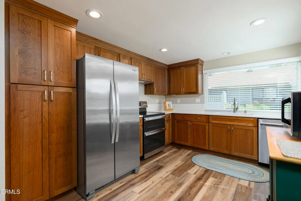 Additional image 14 of 42308 Village 42, Camarillo, CA 93012