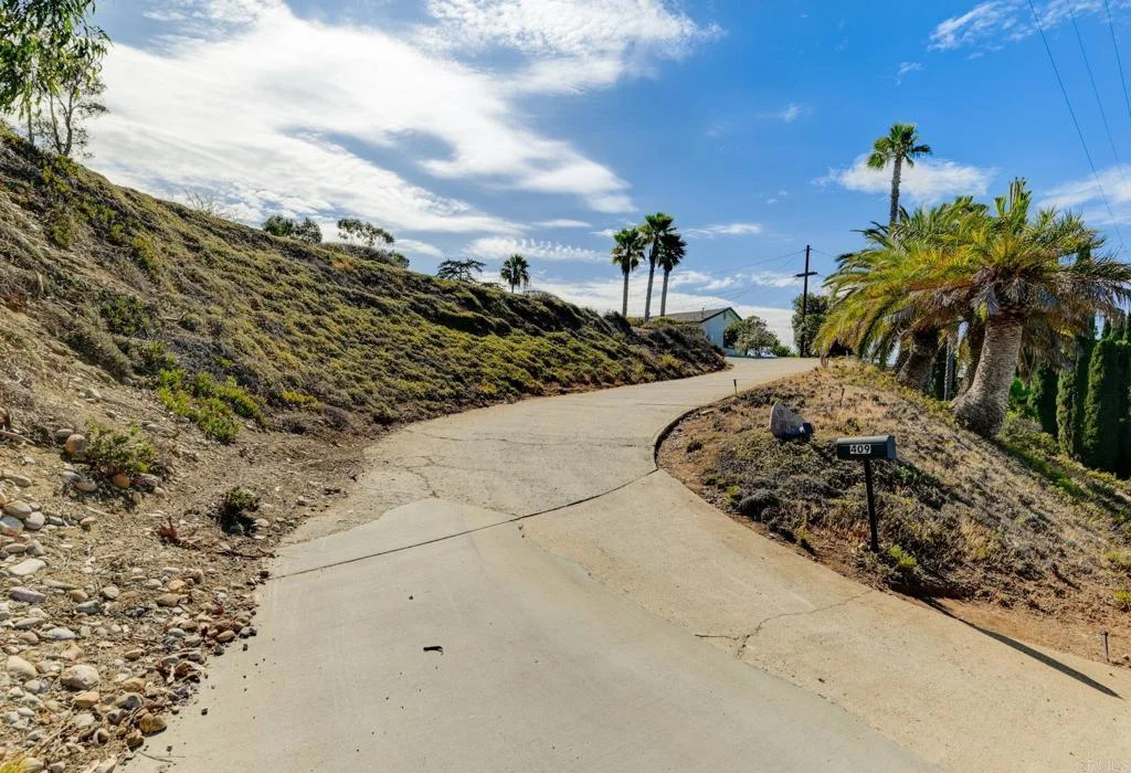409 Aldwych Road, El Cajon, CA 92020