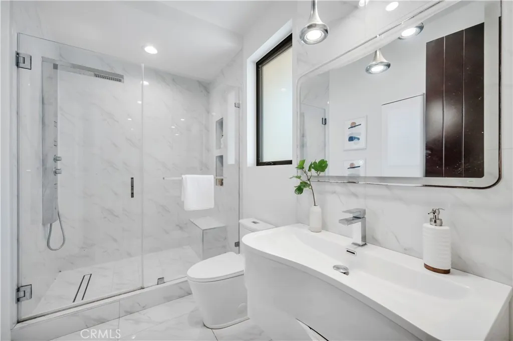 Additional image 145 of 332 Avenue E, Redondo Beach, CA 90277