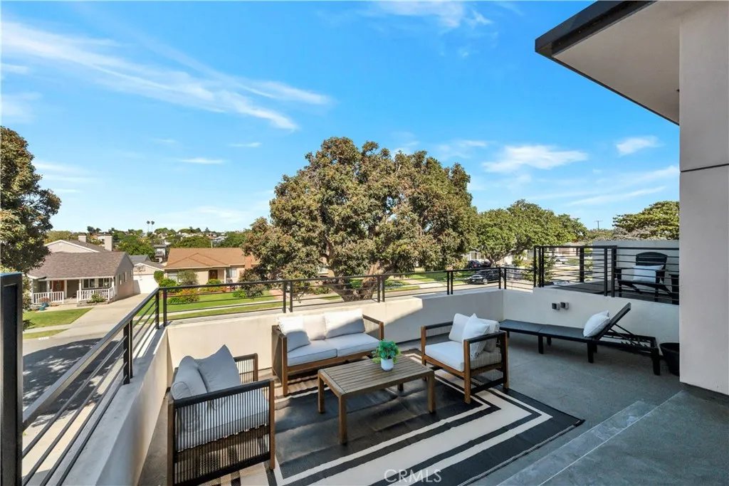 Additional image 41 of 332 Avenue E, Redondo Beach, CA 90277