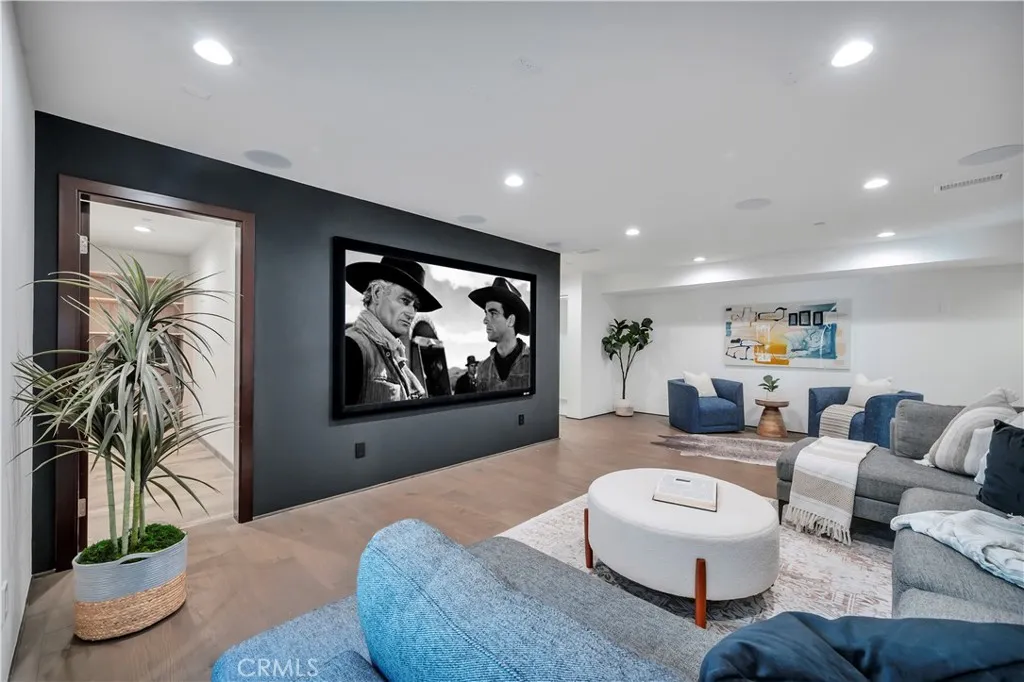 Additional image 133 of 332 Avenue E, Redondo Beach, CA 90277