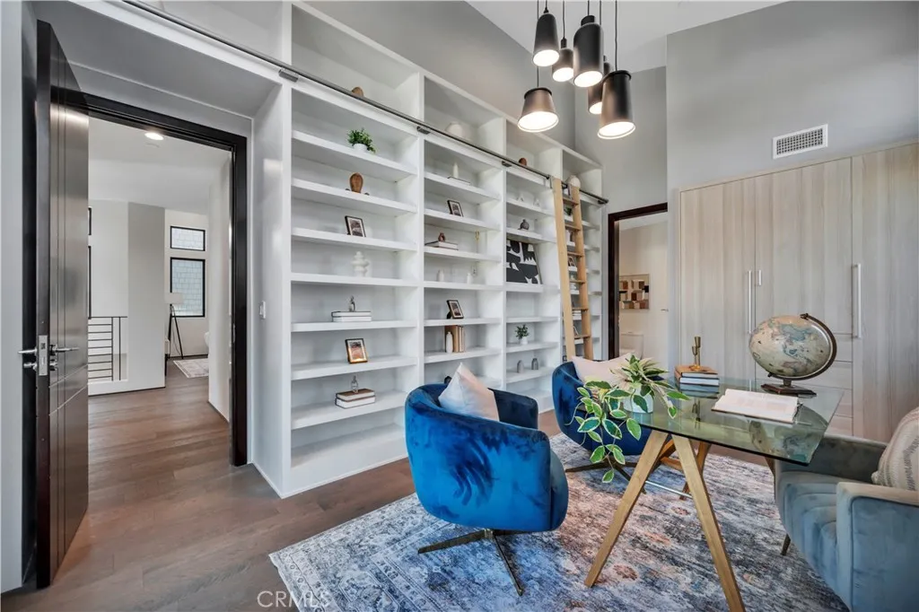 Additional image 110 of 332 Avenue E, Redondo Beach, CA 90277