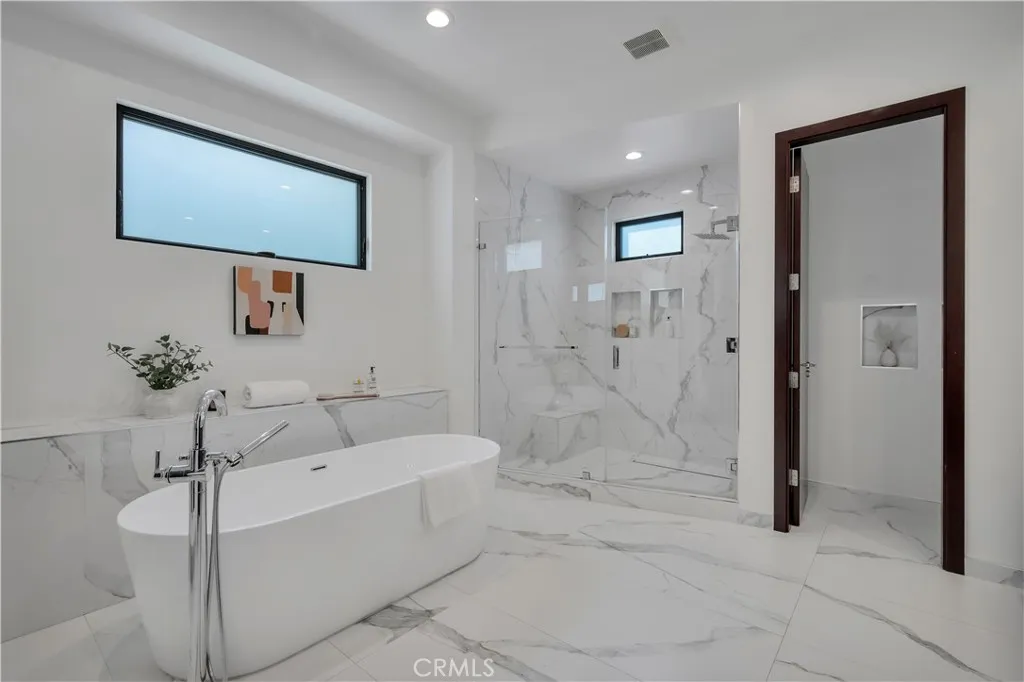 Additional image 128 of 332 Avenue E, Redondo Beach, CA 90277