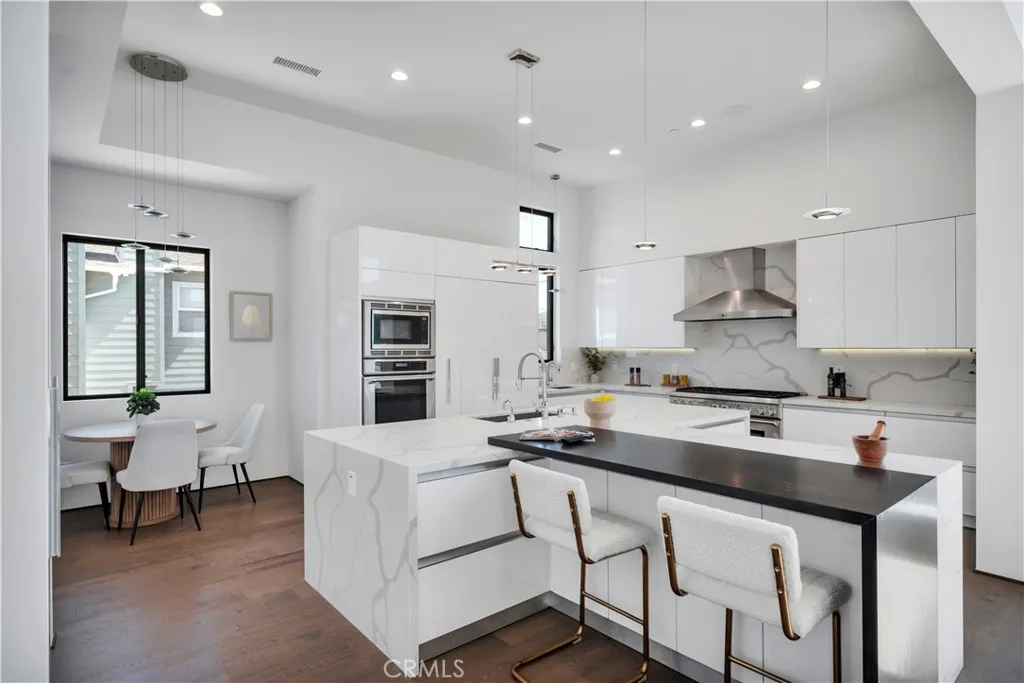 Additional image 98 of 332 Avenue E, Redondo Beach, CA 90277