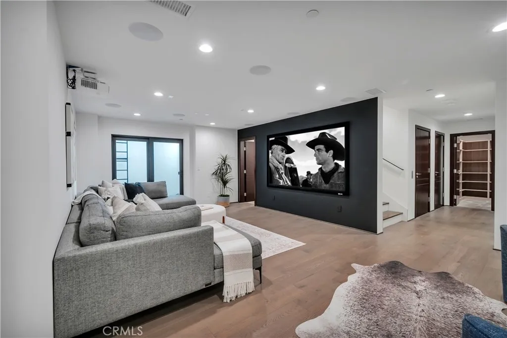 Additional image 58 of 332 Avenue E, Redondo Beach, CA 90277