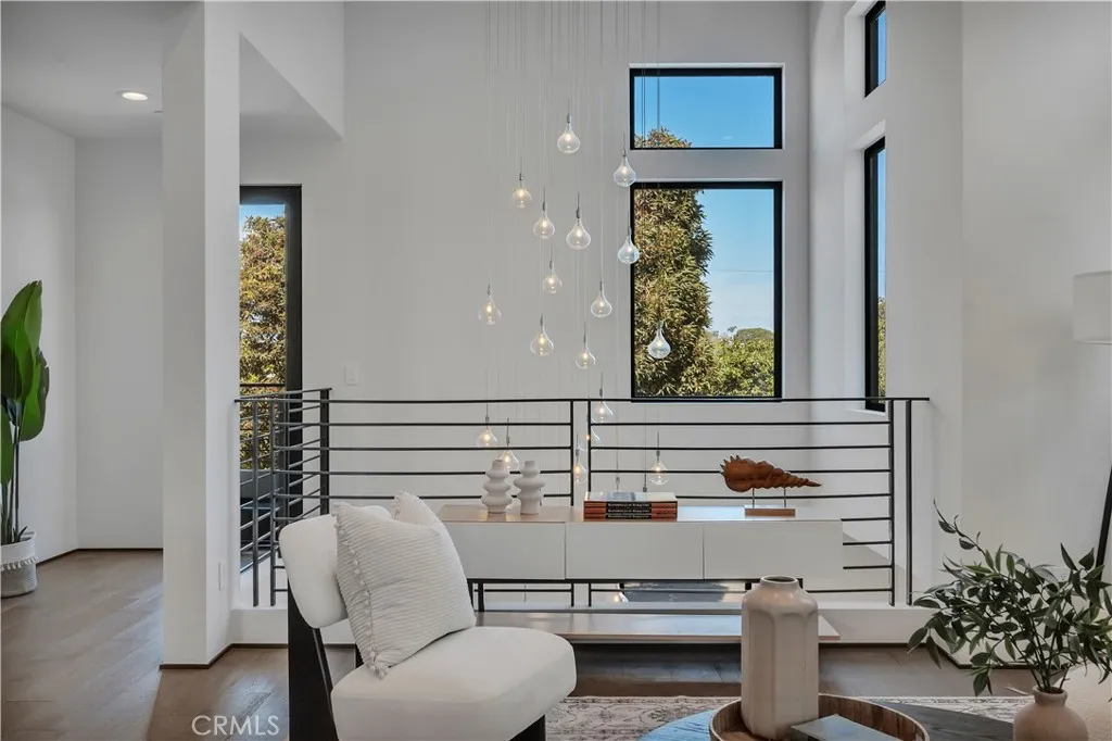 Additional image 93 of 332 Avenue E, Redondo Beach, CA 90277