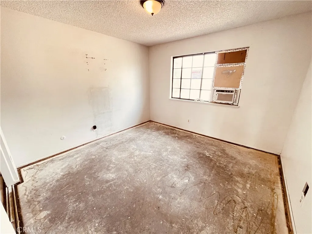 Additional image 39 of 15151 Tonikan Court, Apple Valley, CA 92307