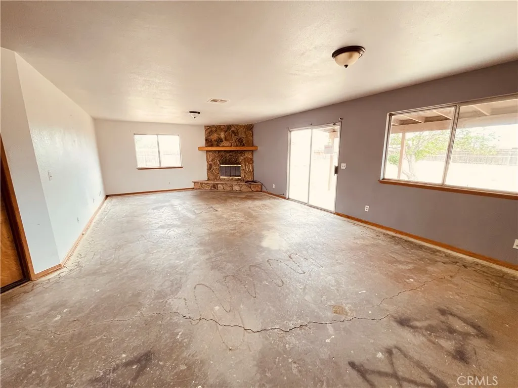 Additional image 82 of 15151 Tonikan Court, Apple Valley, CA 92307