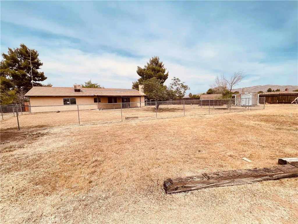 Additional image 124 of 15151 Tonikan Court, Apple Valley, CA 92307