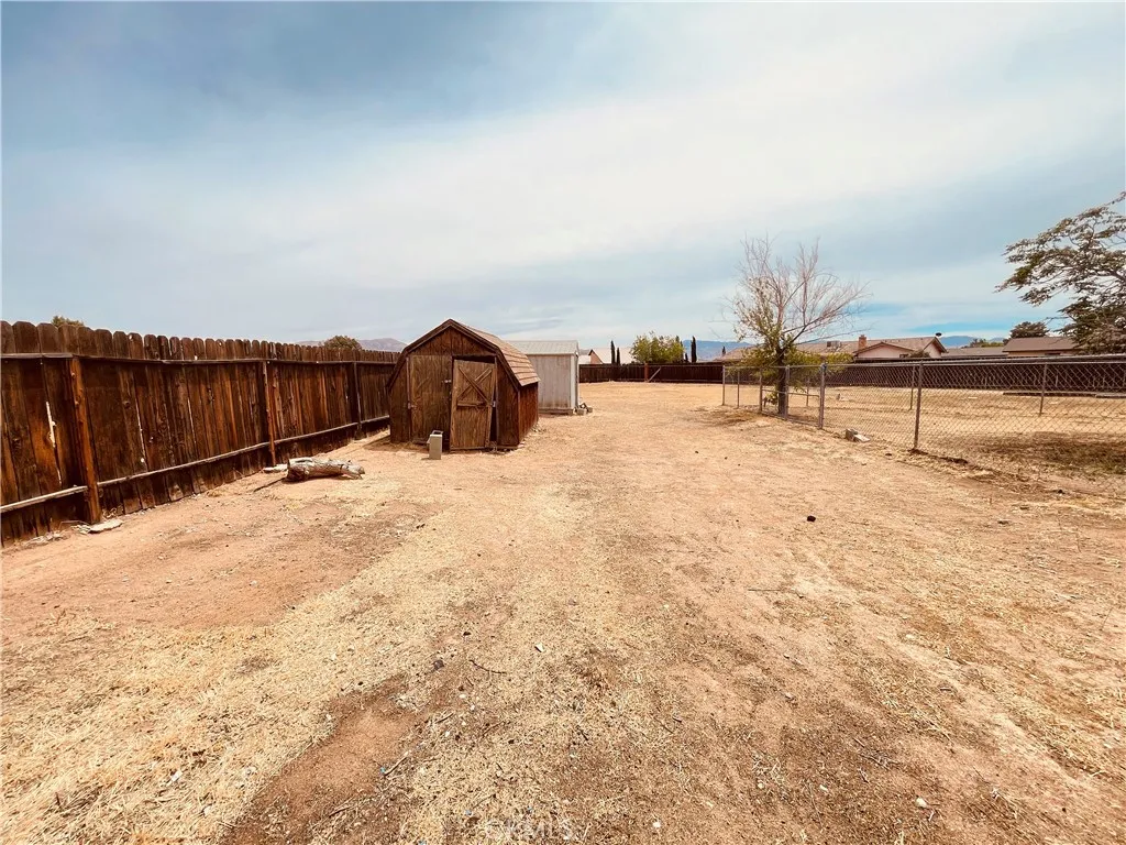 Additional image 59 of 15151 Tonikan Court, Apple Valley, CA 92307