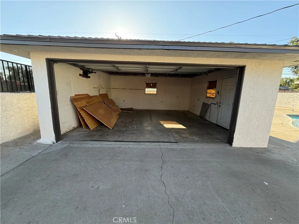 2764 Valencia Avenue, San Bernardino, CA 92404