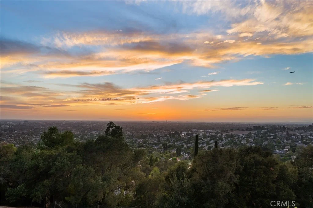 11321 Reservoir Road, North Tustin, CA 92705