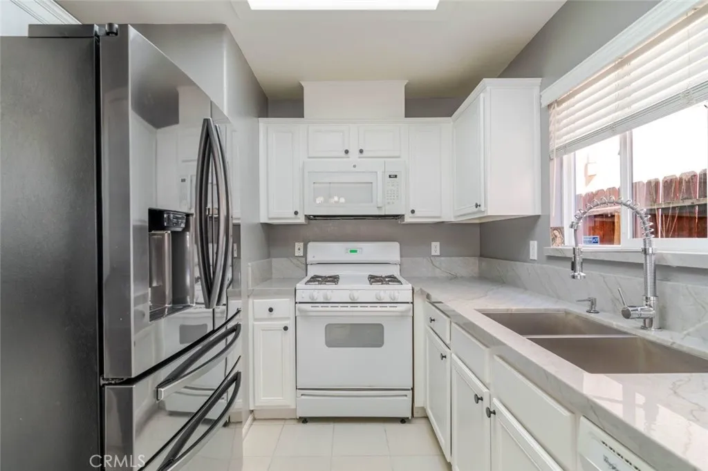 Additional image 37 of 8554 Burnet Avenue Unit 145, North Hills, CA 91343