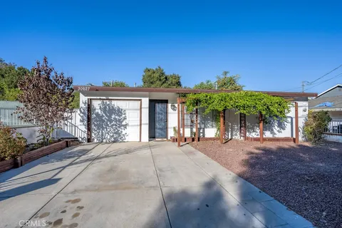 Property image for 30627 Arlington Street, Castaic, CA 91384