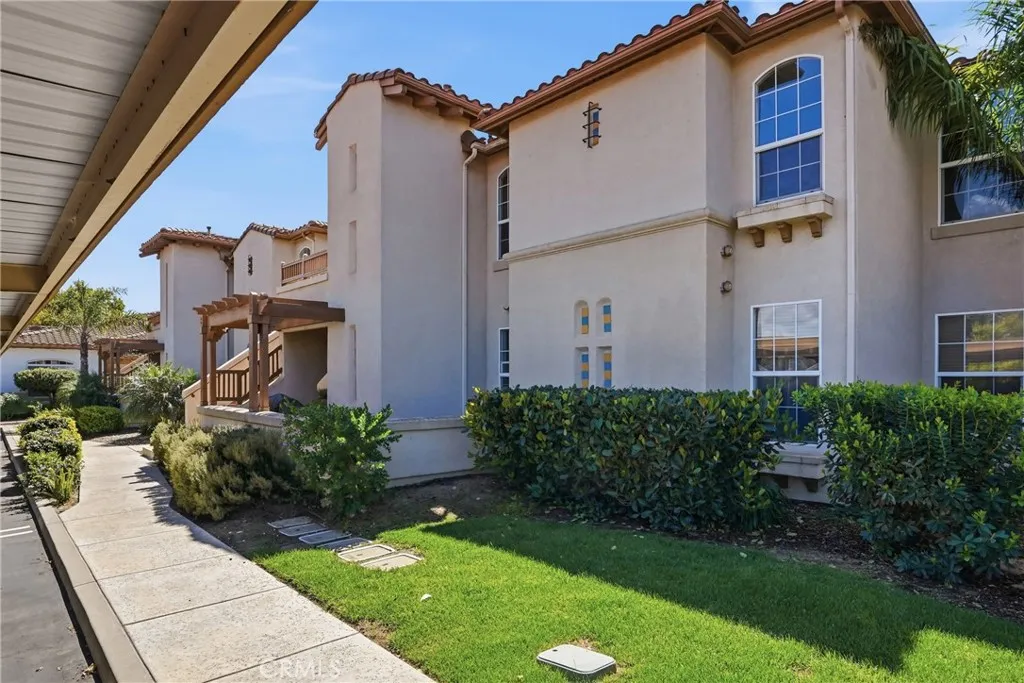 Additional image 3 of 610 Sunrise Dr Unit 2F, Santa Maria, CA 93455