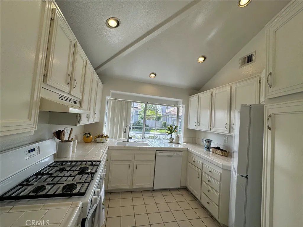 Additional image 63 of 13679 Iroquois, Tustin, CA 92782