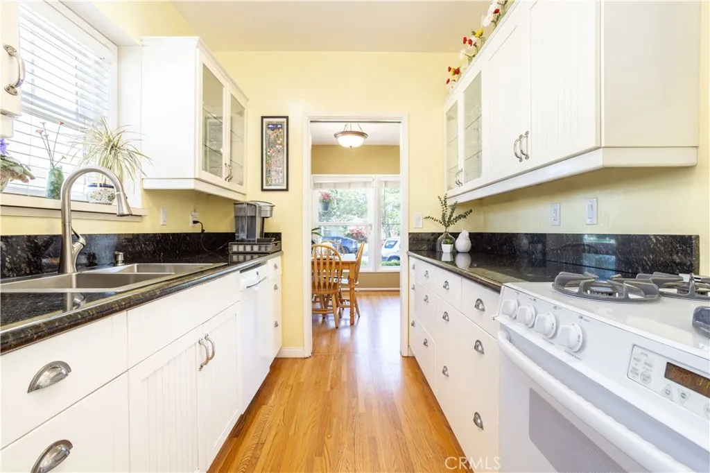 Additional image 54 of 11750 Hatteras St, Valley Village, CA 91607