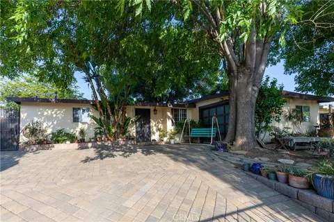 5314 N Banewell Avenue, Azusa, CA MLS: CV25094788