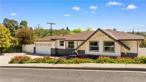 1822 Verde Vista Drive, Monterey Park, CA MLS: CV25102883