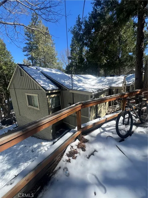 668 Knoll Drive, Crestline, CA 92325 - MLS#: SR25055078