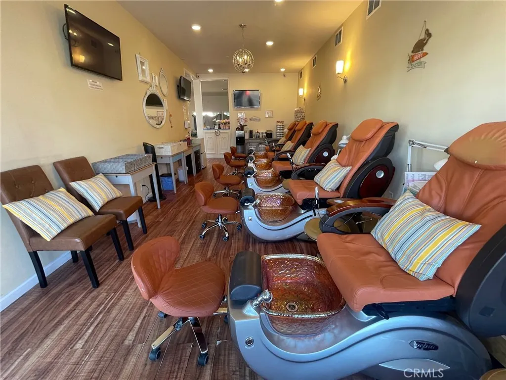 Additional image 15 of , Studio City, CA 91604