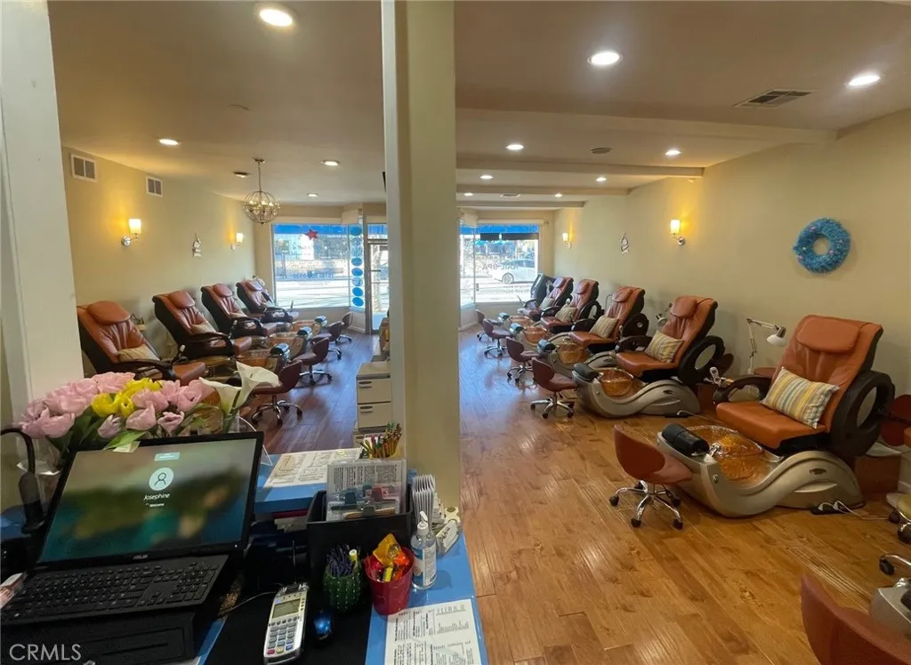 Additional image 4 of , Studio City, CA 91604