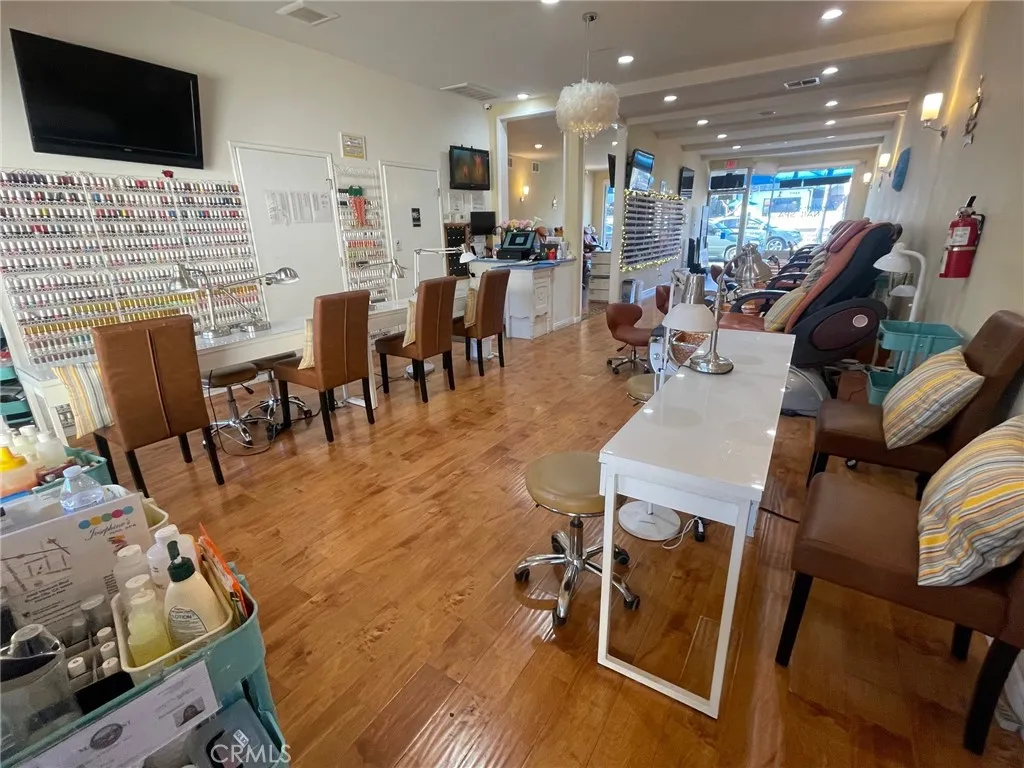 Additional image 27 of , Studio City, CA 91604